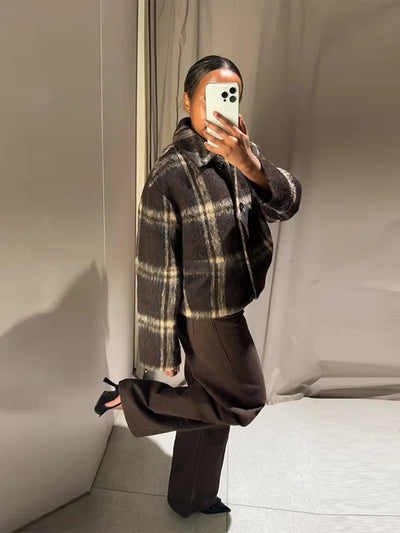 Trendy Brown Checkered Short Jacket – Chic Autumn Outerwear for Women