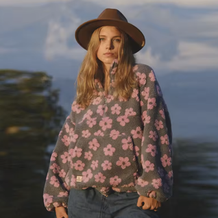 Cozy Boho Floral Sherpa Half-Zip Hoodie – Warm & Chic Pullover for Women