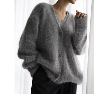 Women’s Tassel Knit Cardigan – V-Neck Single-Breasted Sweater for Autumn & Winter