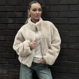 Women’s Plush Stand Collar Jacket – Warm Zipper Outerwear for Autumn & Winter