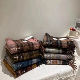 Soft Plaid Winter Scarf – Thick Warm Check Pattern for Autumn & Winter