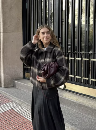 Trendy Brown Checkered Short Jacket – Chic Autumn Outerwear for Women