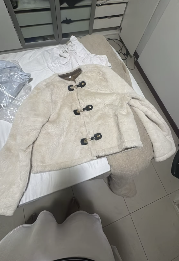 Review by Mia