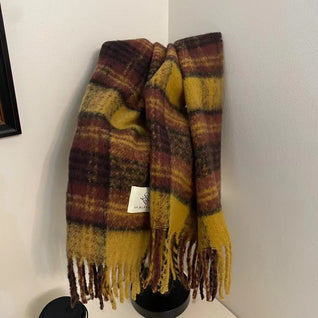Soft Plaid Winter Scarf – Thick Warm Check Pattern for Autumn & Winter