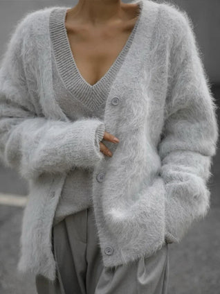 Women’s Tassel Knit Cardigan – V-Neck Single-Breasted Sweater for Autumn & Winter